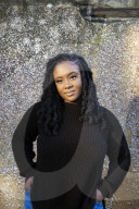 Young women of colour navigate the risky world of forex trading