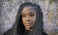 Young women of colour navigate the risky world of forex trading