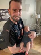 SCHICKSALE - Dreierbeziehung mit Kind: Paar mit Freundin sind Eltern geworden