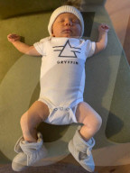 SCHICKSALE - Dreierbeziehung mit Kind: Paar mit Freundin sind Eltern geworden