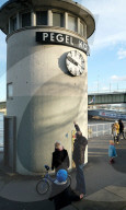 NEWS - Hochwasser in NRW: Rheinpegel steigt weiter