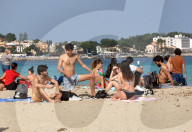 Summer temperatures crowded Mondello beach - Italy