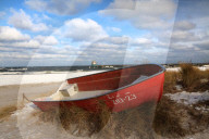 NEWS - Skurrile Eisskulpturen zieren die Molen und Häfen an der Ostsee