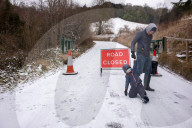 Strong winds and snow for the South East this moring as Storm Darcy contiues to cause chaos.
