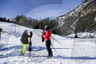 NEWS - Coronavirus: Wintersportverbot in Italien verlängert - Ski-Lifte in Bardonecchia stehen weiterhin still