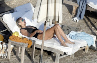 PEOPLE - Laeticia Hallyday badet mit Jalil Lespert auf St-Barth