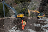 NEWS -  Bauabarbeiten am beschädigten Highway 1 in Big Sur, Kalifornien
