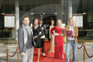 PEOPLE - Wachsfiguren:  Erster roter Teppich des Jahres im Zoo Palast in Berlin