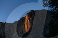 FEATURE - Naturphänomen "Yosemite Firefall" am Horsetail Fall