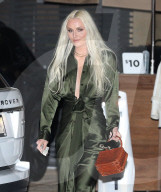 Newly Single Lindsey Vonn Braless In Unbuttoned Dress For Night Out With The Girls