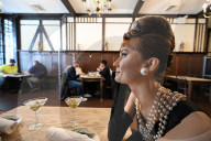 FEATURE -  Madame Tussauds Wachsfiguren im Steakhouse Peter Luger in NYC