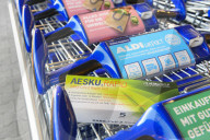 NEWS - Coronavirus: Schnelltests bei Aldi Deutschland verfügbar