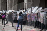 NEWS -  Unruhen während des Internationalen Frauentags, Toluca, Mexiko