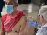 NEWS - Coronavirus: Long Beach impft jüngere Menschen mit gesundheitlichen Einschränkungen, USA