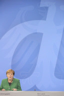 NEWS - Angela Merkel bei der Presekonferenz nach dem 13. Integrationsgipfel in Berlin