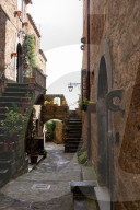 REPORTAGE - Geisterdorf Celleno in der Provinz Viterbo: Von Epidemien und Erdrutschen heimgesucht und durch ein Erdbeben im Jahr 1931 zerstört