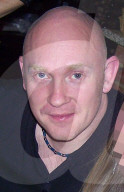 NEWS - Polizist Wayne Couzens, verhaftet im Fall der vermissten Sarah Everard in London