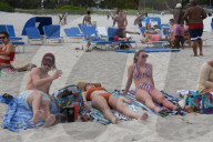 NEWS - Trotz Coronavirus: Studierende feiern Spring Break in Florida