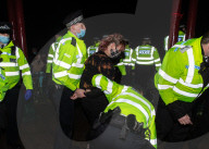NEWS - GB: Verhaftungen bei der Mahnwache von Sarah Everard in Clapham Common