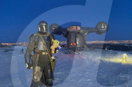 FEATURE - "The Mandalorian"-Fan baut lebensgrosse Replik des Razor Crest-Raumschiffs