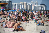 NEWS - Spring Breakers in South Beach, Miami, Florida