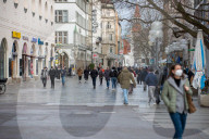 NEWS - Coronavirus: Shopping nur mit Termin in München