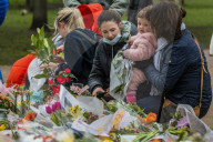 NEWS - Gedenken für getötete Sarah Everard am Clapham Common Bandstand in London