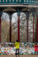 NEWS - Gedenken für getötete Sarah Everard am Clapham Common Bandstand in London