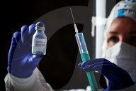 NEWS - Coronavirus: Impfung gegen Covid-19 (Symbolbilder)