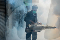 NEWS - Begasung gegen die Ausbreitung von Dengue-Krankheiten in Jakarta