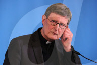 NEWS - Kardinal Woelki an Pressekonferenz in Köln