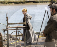 PEOPLE - Vor historischer Kulisse: Claire Danes bei den Dreharbeiten zu 'The Essex Serpent' in Maldon