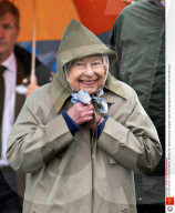 RETRO -  Queen Elizabeth II