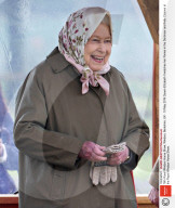 RETRO -  Queen Elizabeth II