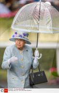 RETRO -  Queen Elizabeth II