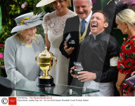 RETRO -  Queen Elizabeth II