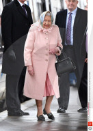 RETRO -  Queen Elizabeth II