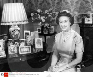 RETRO -  Queen Elizabeth II