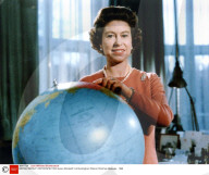 RETRO -  Queen Elizabeth II