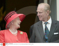RETRO -  Queen Elizabeth II