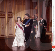 RETRO -  Queen Elizabeth II
