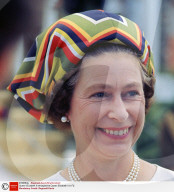 RETRO -  Queen Elizabeth II