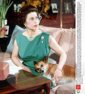 RETRO -  Queen Elizabeth II