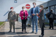 NEWS - Coronavirus: Das Impfzentrum der Bundeswehr startet den Rund-um-die-Uhr-Impfbetrieb in Lebach