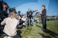 NEWS - Coronavirus: Das Impfzentrum der Bundeswehr startet den Rund-um-die-Uhr-Impfbetrieb in Lebach