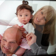 SCHICKSALE - Durch eine Sepsis verliert Sue Neill Arme und Beine: Dank bionischer Prothesen kann sie ihre vier Kinder wieder in die Arme schliessen