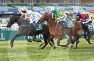 NEWS - Rachel Blackmore gewinnt als erste Frau das Randox Grand National