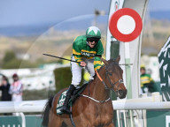NEWS - Rachel Blackmore gewinnt als erste Frau das Randox Grand National