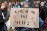 NEWS - Coronavirus:  Corona-Proteste in Frankfurt