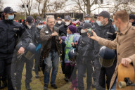 NEWS - Coronavirus:  Corona-Proteste in Frankfurt